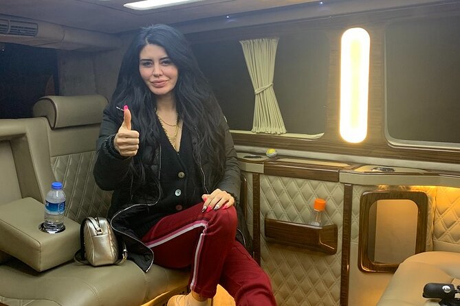 Private Transfer from Sabiha Gokcen Airport (SAW) to Istanbul Hotels - Finding the representative at Sabiha Gökçen