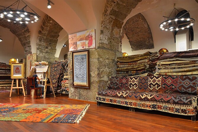 Private Turkish Carpet Shopping at Historic Caravanserai - The private carpet presentation