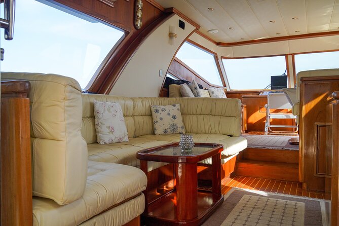 Private Yacht Cruise on Bosphorus - Bebek and Rumeli Fortress