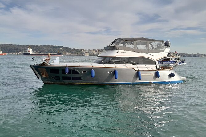 Private Yacht for Surprise Events / Birthday, Proposal, Anniversary, Party etc - Dolmabahce Palace from the Bosphorus