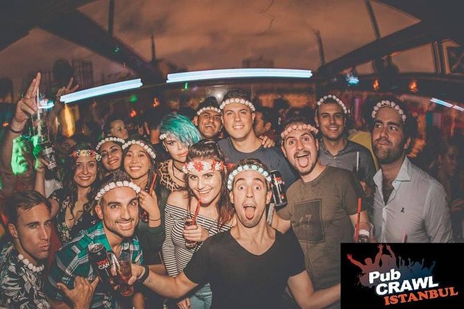Pub Crawl Istanbul / Rooftop Clubs & Party Bus - Why the hosts make such a difference