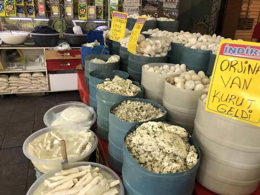 Roman Aqueduct, Sehzade Mosques &Women's Market - The walking pace and accessibility picture