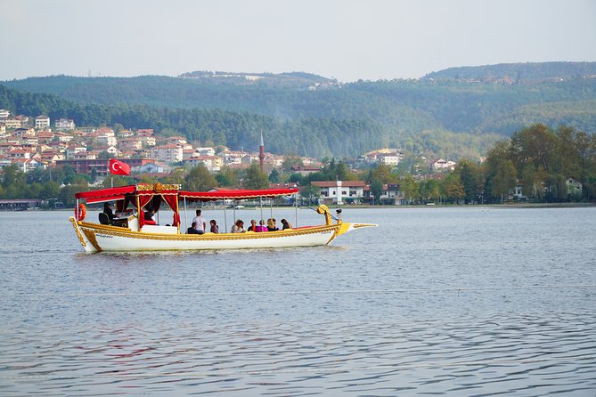 Sapanca Lake and Masukiye Tour - Lunch and village time in Maşukiye
