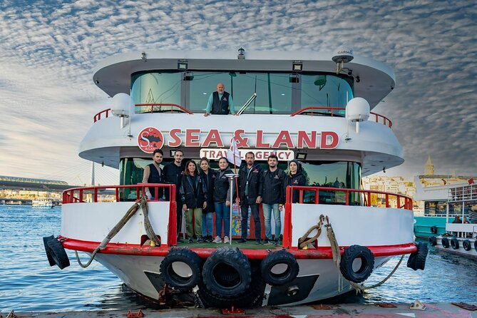 Short Bosphorus Cruise Tour With Hotel Pickup And Audio Guide - Why seeing Istanbul by boat makes sense