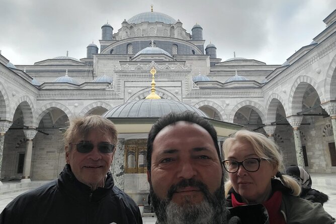 Skip lines Private Old City Tour in Istanbul - Lunch in Sultanahmet, with the choice left to you