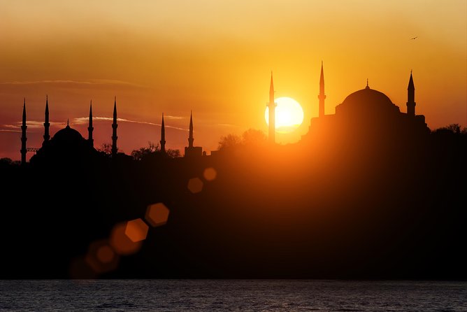 Skip-the-Line Istanbul: Private Tour from Cruise Ship & Hotel - Meeting Your Guide at Galataport