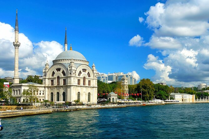 Skip The Line Private Istanbul Tour (Single Price up to 8 PAX) - The leather and fur shopping stop
