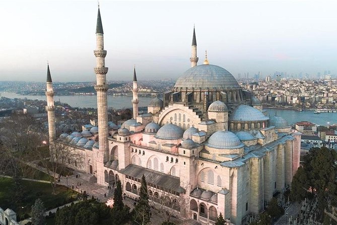 Skip the Line: Topkapi Palace Including Süleymaniye Mosque and Ceramics Workshop in Istanbul - Entering Topkapi Palace through four Ottoman centuries