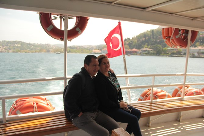Small Group Full-Day Istanbul: Old City, Bosphorus Cruise & Lunch - Grand Bazaar: browse carefully and skip the sales pitch if you wish