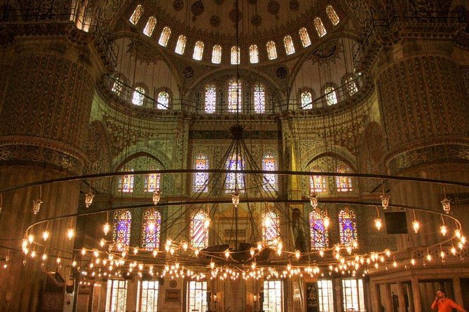 Small Group Istanbul Tour: Hagia Sophia, Blue Mosque & Bazaar - Pickup, traffic, and the real time commitment