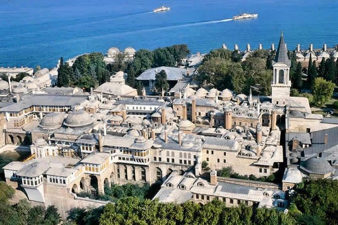 Small-Group Topkapi Palace and Harem Tour with Tickets - Meeting in Sultanahmet Square
