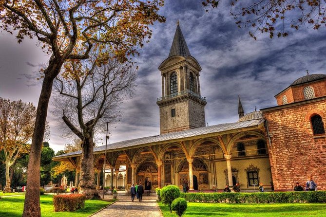 Small Group Tour: Essential Istanbul - The Hippodrome: Roman Constantinople in an open square