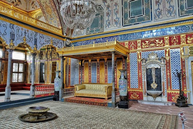 Small Group Tour - Full Day Istanbul City Tour - How the transport and pacing work