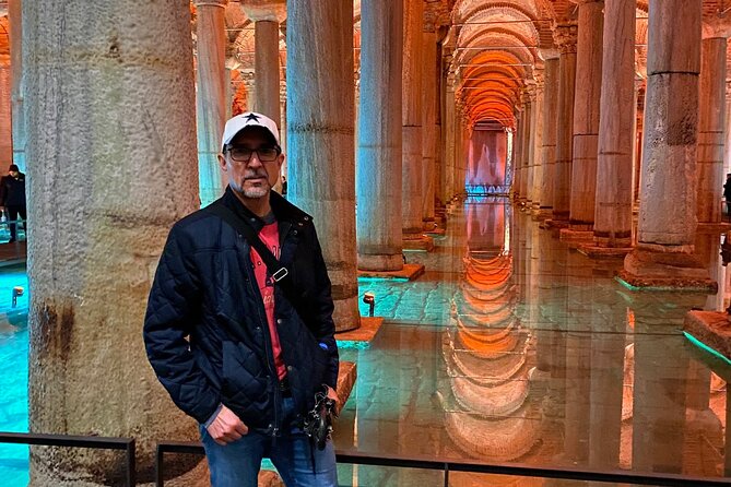 Small Group Tour: Hagia Sophia, Basilica Cistern, Blue Mosque and Grand Bazaar - Hagia Sophia, 1 hour 30 minutes among centuries of change