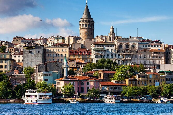 Sunset Cruise with Stop along Asia: Discover Istanbul's Bosphorus - Rumeli Fortress and the northern European shore
