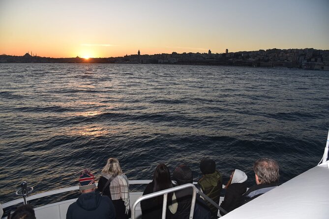 Sunset Cruise with Stop along Asia: Discover Istanbul's Bosphorus - Maiden’s Tower and the return toward old Istanbul