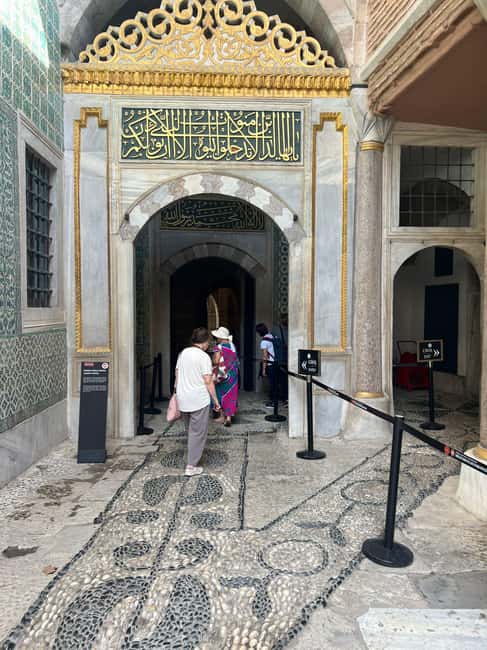 Topkapi Palace & Harem, Skip-the-Line Entry with SMALL GROUP - What you can explore after the guide leaves