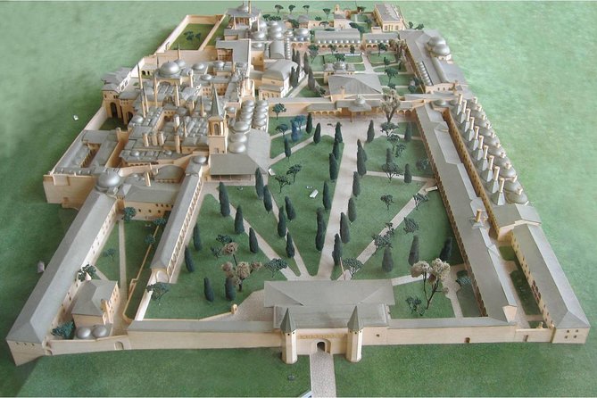 Topkapi Palace Harem Ticket & Tour-Prepay & Balance at meeting - Meeting Your Guide Near Sultanahmet
