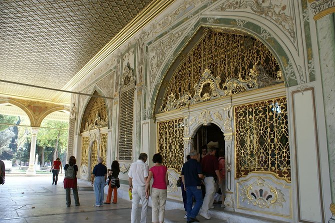 Topkapi Palace Harem Ticket & Tour-Prepay & Balance at meeting - Who Should Book This Topkapi Experience?