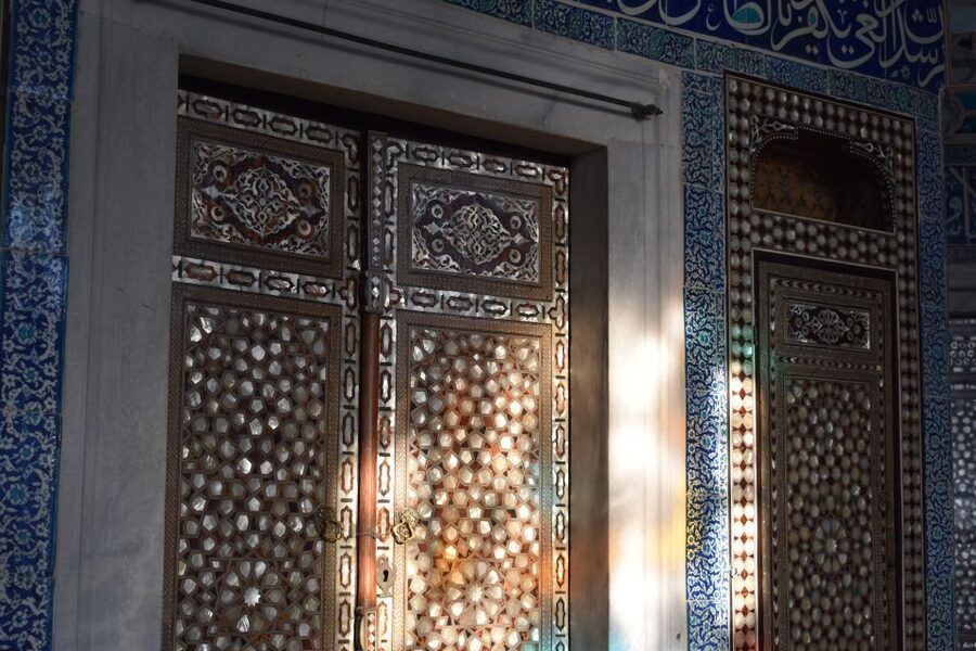 Topkapi Palace Tour: Scenes of the Ottoman Empire - How the guiding adds value
