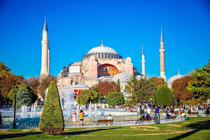 Topkapi Palace with Harem and Blue Mosque Guided Tour - The Blue Mosque: one hour beneath six minarets