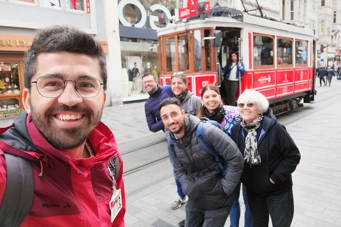 Tours in Spanish in Istanbul. Private tour in Istanbul. Bosphorus tour. - What the private format changes