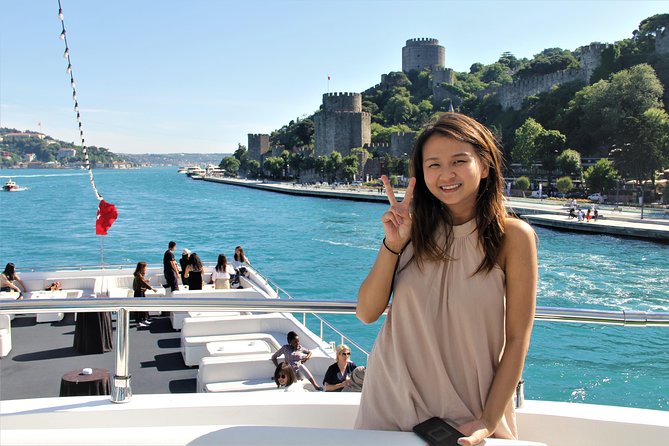 True Discovery: Full Day Tour and Cruise of Istanbul - Çamlıca Hill and the Asian side