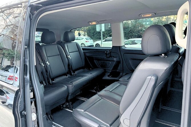 Trusted Istanbul Airport Transfer to city center - Choosing between IST and SAW pickups