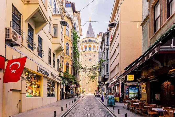 Trusted Istanbul Airport Transfer to city center - The ride into Istanbul and the return to the airport