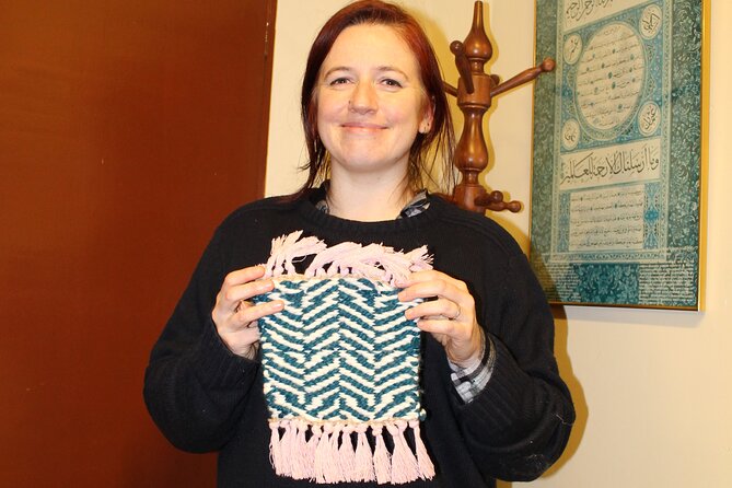 Turkish Carpet Rug Weaving Workshop (Halı Kilim Dokuma Atölyesi) - Istiklal Caddesi: a useful place to begin