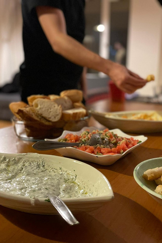 Turkish Tapas - Meze Cooking for Beginners in Istanbul - Who should book this experience?