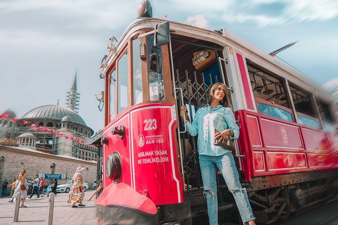 Unforgettable Moments in Istanbul: Photo Shoot for Couples - Who Will Get the Most From This Experience?